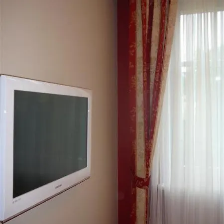 Patio Mare Lägenhet *